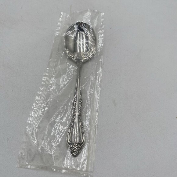ONEIDA Other - Oneida Stainless Steel Flatware Bourbon Soup Spoon 6" New SIlverware SSS